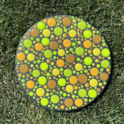 Blob Art; Shades of Yellow on Round